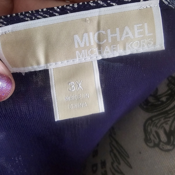 Michael Kors Blouse Purple with design detail Gently Used Sz 3XL - Picture 5 of 5